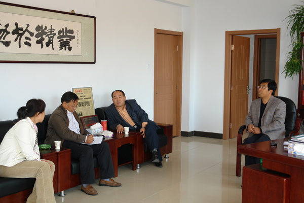 教育部高職高專測繪專業指導委員會趙文亮主任到我院調研