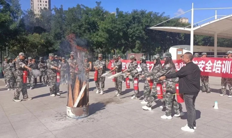 我院組織師生開展消防安全演練