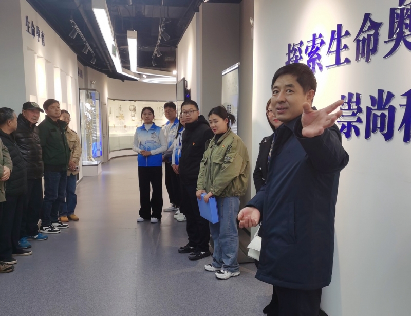 院直機(jī)關(guān)第三黨支部、離退休第三黨支部聯(lián)合開(kāi)展“珍愛(ài)生命 奉獻(xiàn)教育”主題黨日活動(dòng)