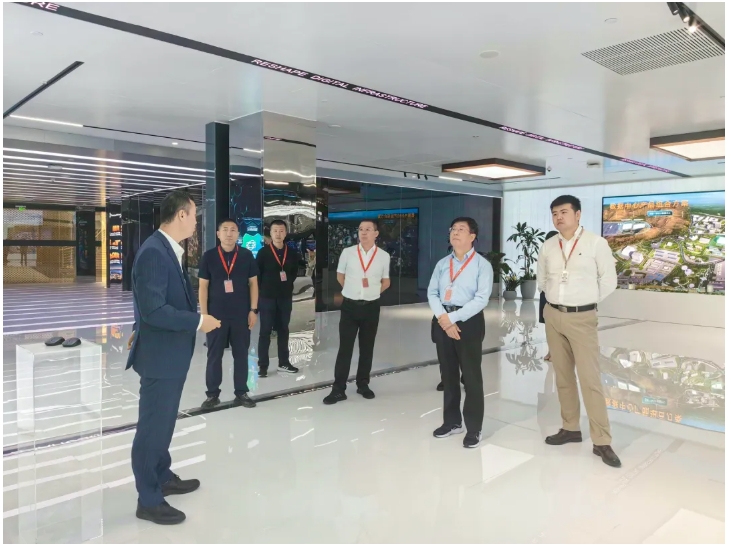 黨委書記馮印濤率隊赴華為技術有限公司考察調研