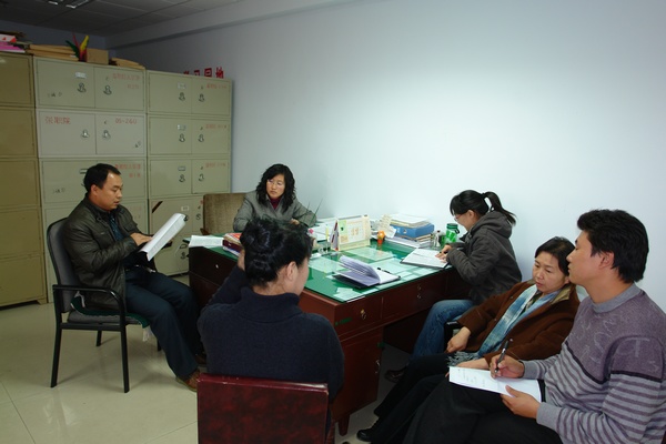 組織人事處開展“職業(yè)道德建設(shè)月”活動(dòng)