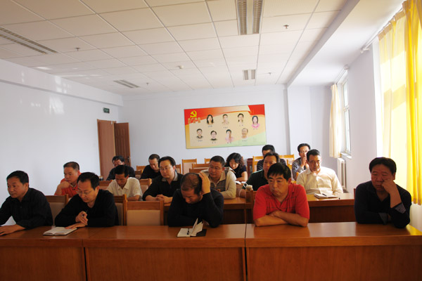 學(xué)院召開甲型H1N1流感防控工作會(huì)議