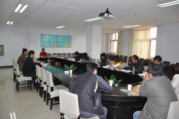 學院領導深入財務處進行調研