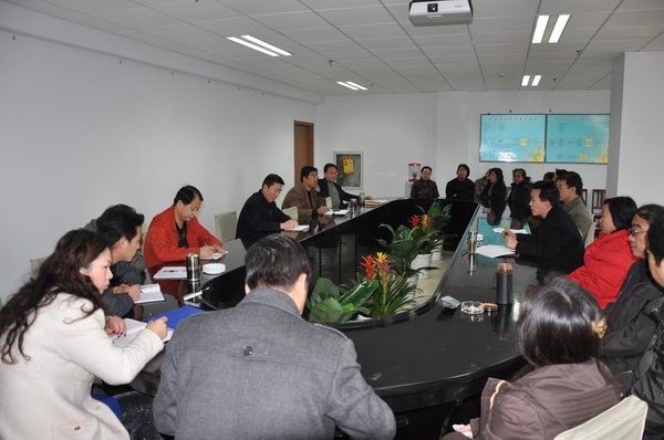 學(xué)院領(lǐng)導(dǎo)深入科研處、圖書館進(jìn)行調(diào)研