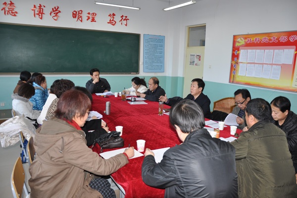 學(xué)院領(lǐng)導(dǎo)深入社科部進(jìn)行調(diào)研