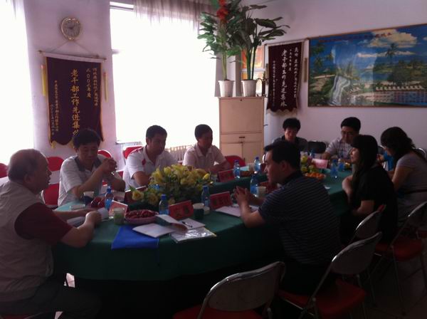 黨委書記姜銘深入馬路東辦事處燕興社區(qū)進(jìn)行調(diào)研