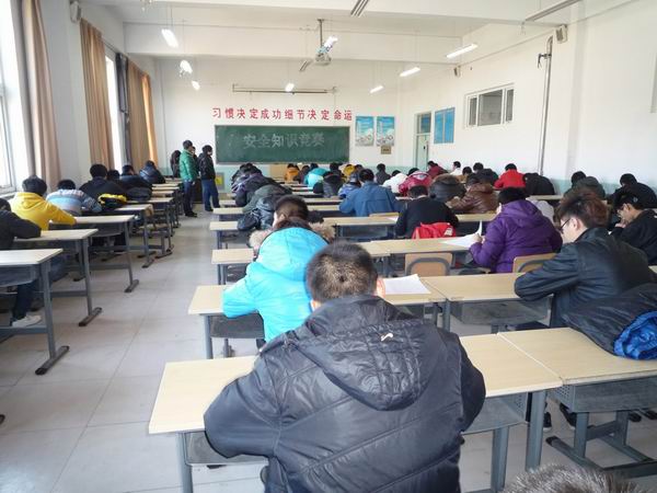 汽車工程系積極安排部署“消防安全月”活動