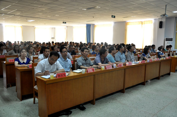 學院開展首屆 “學生最喜愛的輔導員”評選活動