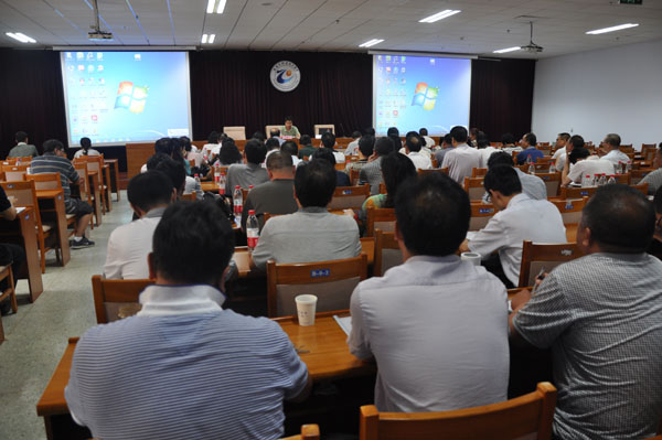 學(xué)院系、部主任在教育教學(xué)改革研討會(huì)上表態(tài)發(fā)言