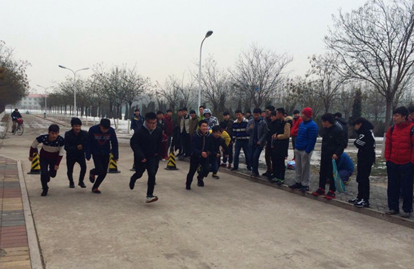 電氣工程系舉辦紀念“一二&#8226;九”長跑活動