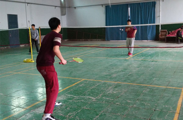 學院大學生羽毛球比賽圓滿落下帷幕