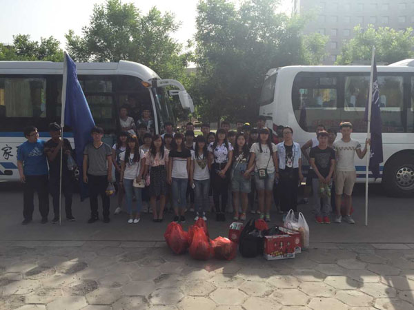 信息工程系軟件學(xué)院開展“六一”福利院獻(xiàn)愛心活動(dòng)