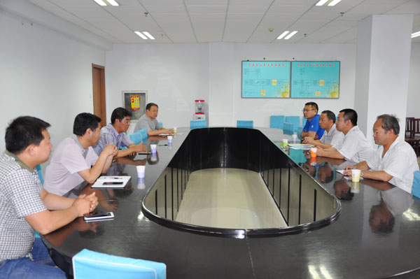 赤城職教中心施常亮校長來我院參觀考察