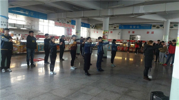 土木工程系舉辦“摒棄手中煙，健康你我他”無煙校園活動