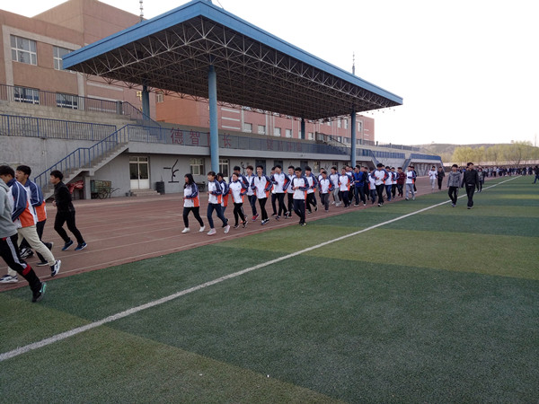 汽車工程系組織開展學生晨跑活動