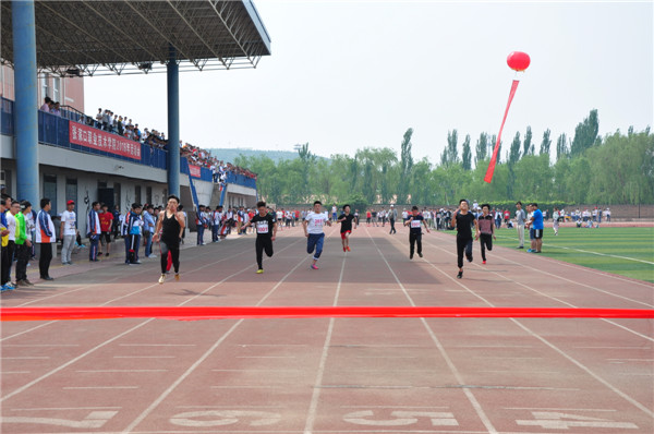 學院2016年春季田徑運動會順利閉幕