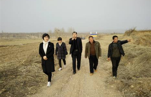 校友情系母校 助推精準脫貧