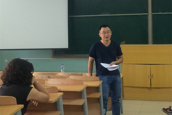 信息工程系召開“校園環(huán)境建設(shè)月”活動動員會