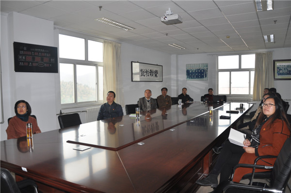 學(xué)院黨委組織收聽收看黨的十九大開幕盛況