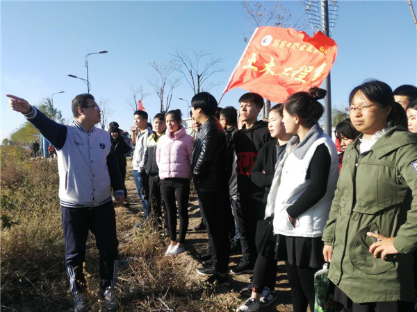 土木工程系組織學生開展專業考察活動