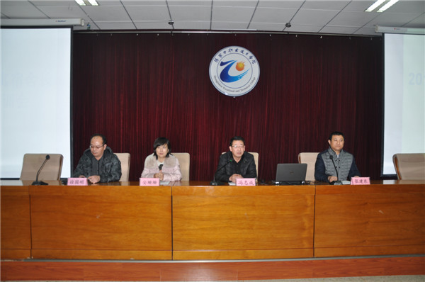 學(xué)院舉辦學(xué)生公寓宿舍長安全教育培訓(xùn)會