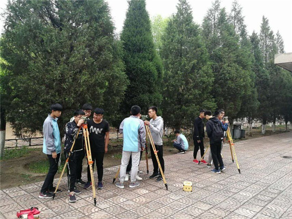 曲陽、尚義職教中心學生圓滿完成在我院的交流學習