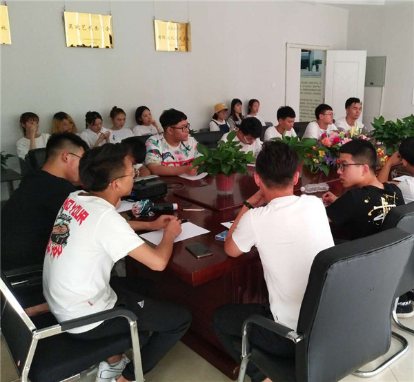 信息工程系舉辦文明禮儀培訓活動