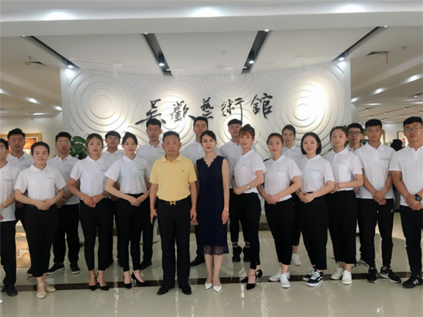 信息工程系志愿者為吳歡藝術館開幕提供志愿服務