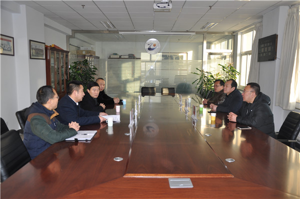 鹽山職教中心領(lǐng)導(dǎo)到我院接洽中高職銜接工作