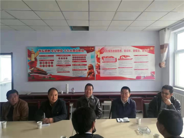 學院領導赴幫扶村開展主題教育調研活動