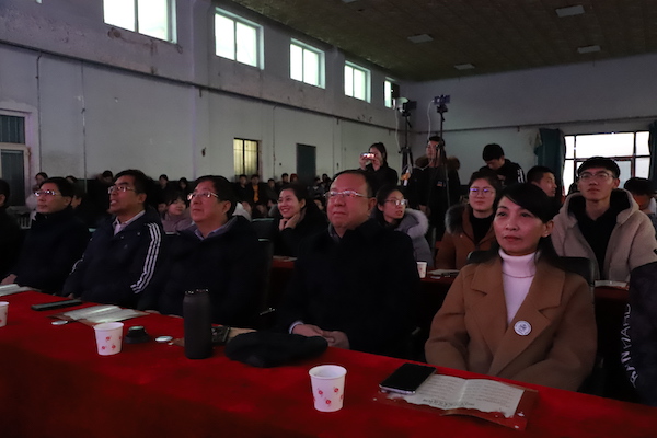 張家口市校園龍獅與武術聯(lián)誼晚會在我院舉辦