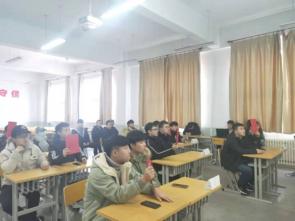 相關系部推進校園文明建設