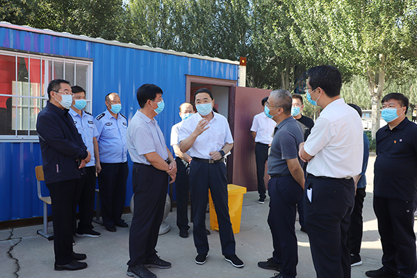 市委常委、副市長李春濱視察我院開學準備工作