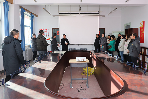 學(xué)院組織開展黨員活動(dòng)室建設(shè)觀摩交流活動(dòng)