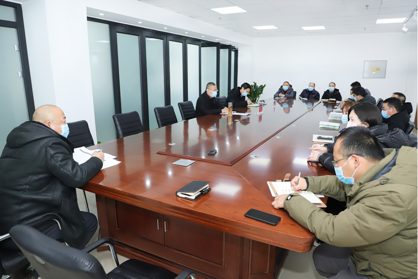 院長王立軍主持召開疫情防控調(diào)度會(huì)