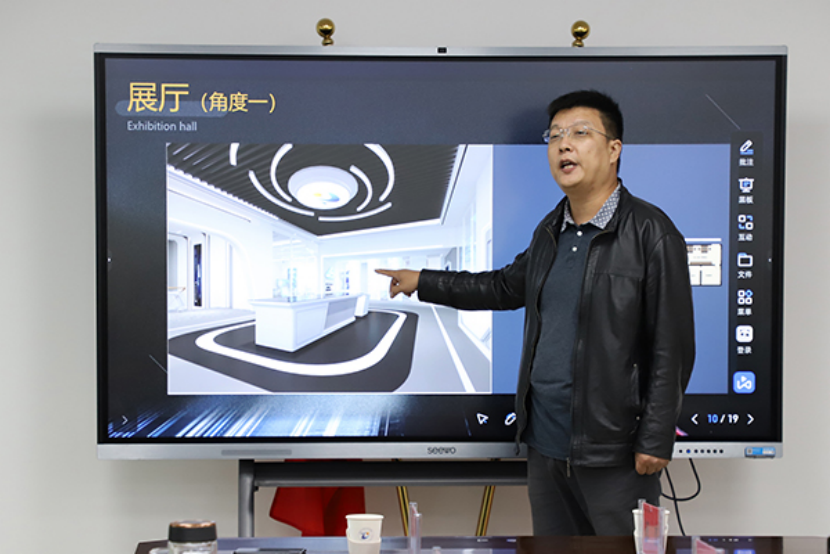 學院領導專題聽取鯤鵬產業學院建設項目規劃匯報