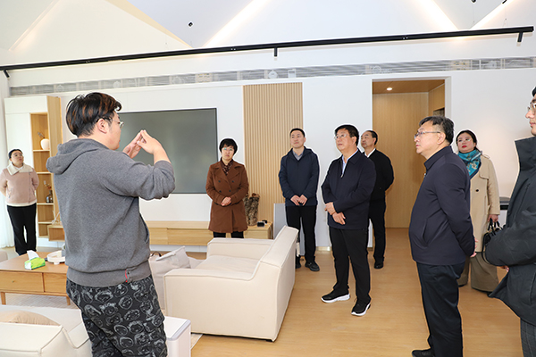 黨委書記馮印濤率隊赴張北縣考察調研