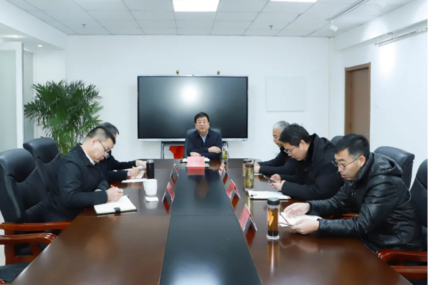 學院班子務虛會深入謀劃2022年學院建設發(fā)展