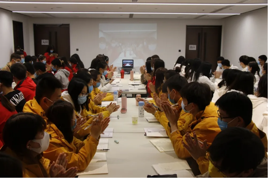 我院冬奧賽會志愿者團隊參加“冬奧志愿服務大講堂”開班儀式暨首期培訓活動