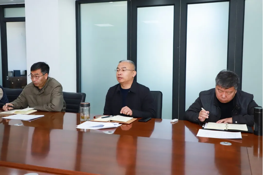 院長王立軍就做好提質(zhì)培優(yōu)行動計劃2021年績效數(shù)據(jù)采集工作進行安排部署