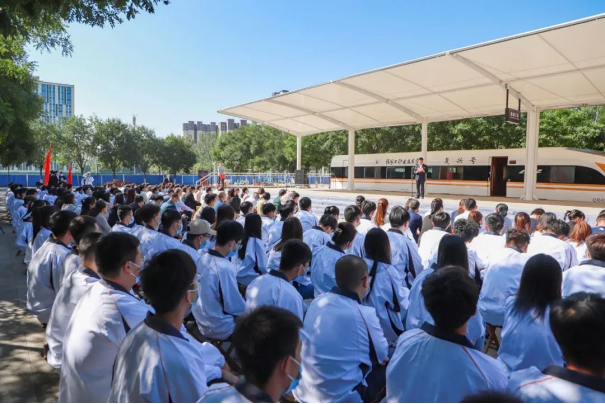 我院隆重舉行慶祝教師節活動