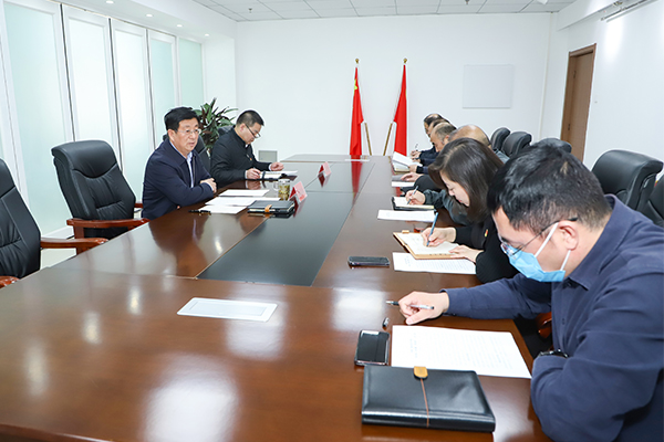 學院召開“找差距、找問題、找短板”工作征求意見會