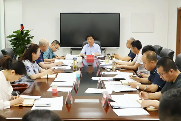 黨委書記馮印濤主持召開學院黨委理論學習中心組學習會議